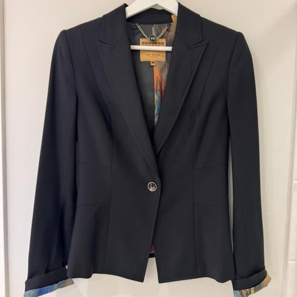 Authentic Ted Baker Wool Blend Fitted Blazer - Classic Tailoring - Picture 2 of 6